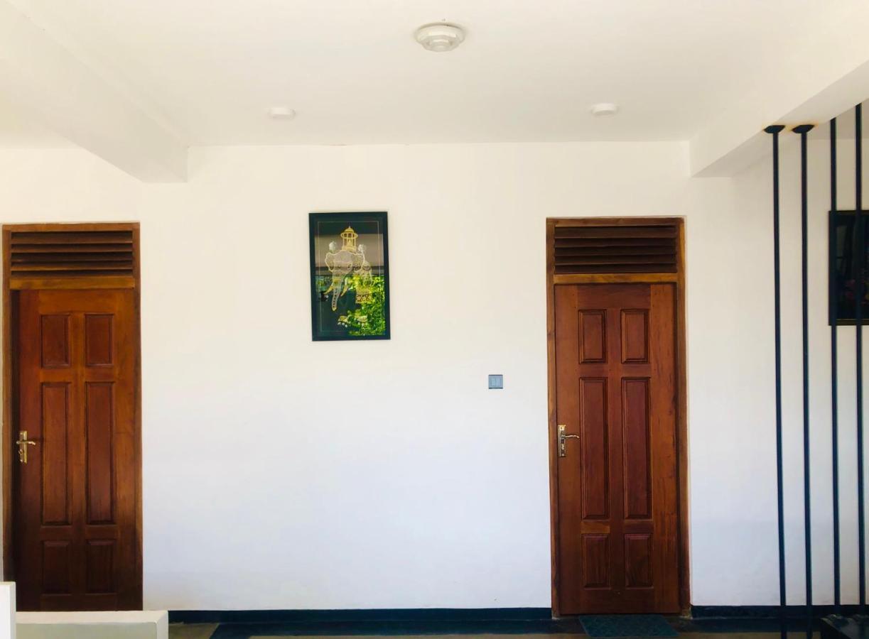 ViNiSH iNN Nallathanniya Ngoại thất bức ảnh