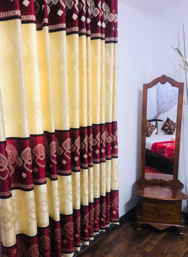 ViNiSH iNN Nallathanniya Ngoại thất bức ảnh