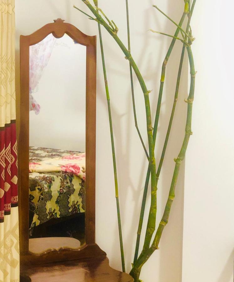 ViNiSH iNN Nallathanniya Ngoại thất bức ảnh